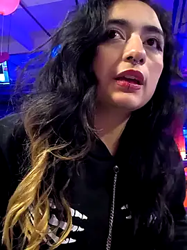 Lila Desiree online show from February 2025 12:02:01 AM