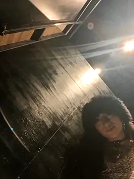 Lila Desiree online show from September 2025 03:22:01 AM