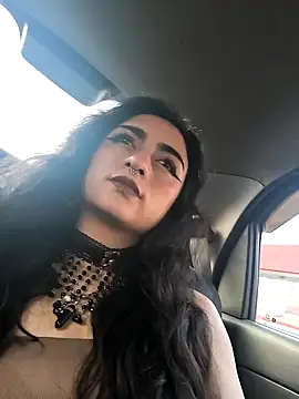 Lila Desiree online show from December 2025 09:55:01 PM