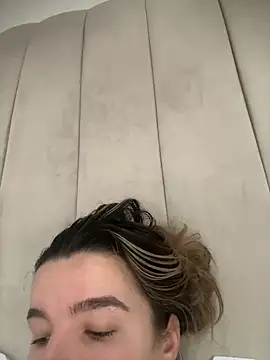 maisiesmithx online show from February 2026 02:35:01 PM