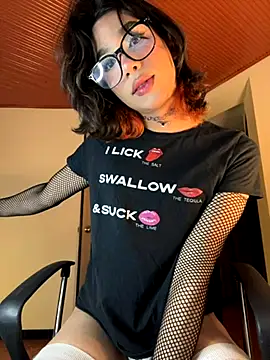 sue   0 online show from September 2025 05:17:02 AM