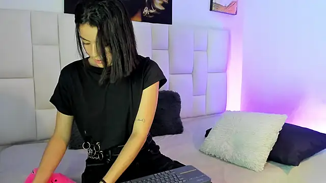 Antonella Fontanna online show from February 2025 04:39:02 AM
