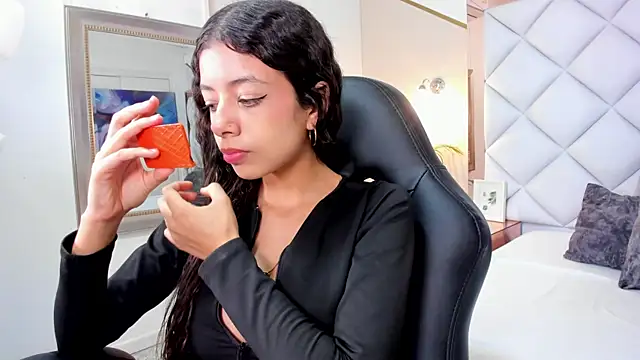 Snapshot of coraltaylor chatting on March 2025 05:07:01 PM coraltaylor online show from March 2025 05:07:01 PM