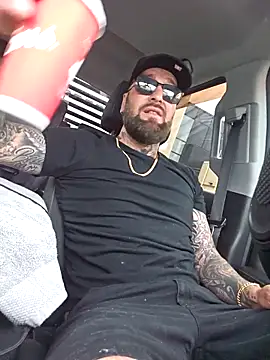 Beardedtattood online show from September 2025 12:31:02 PM