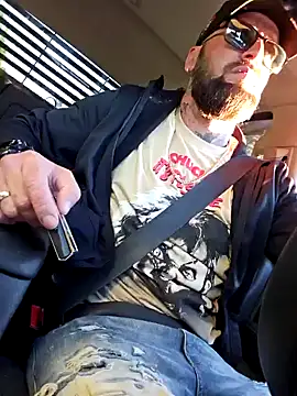 Beardedtattood online show from September 2025 11:48:01 AM