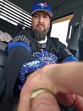 Snapshot of Beardedtattood chatting on May 2026 01:38:02 PM Beardedtattood online show from May 2026 01:38:02 PM