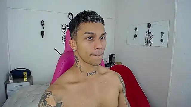 Leonard Price online show from November 2025 02:06:02 AM