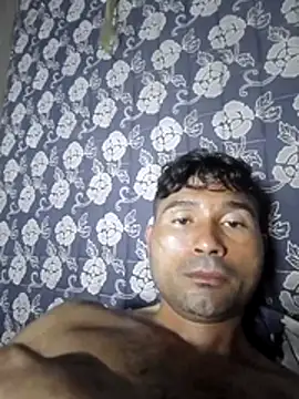 Snapshot of Diogo100 chatting on August 2026 04:33:01 AM Diogo100 online show from August 2026 04:33:01 AM