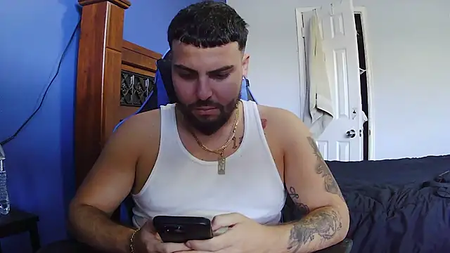 Snapshot of MasterKvn chatting on January 2025 09:26:02 PM MasterKvn online show from January 2025 09:26:02 PM