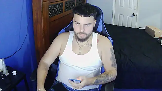 Snapshot of MasterKvn chatting on February 2025 08:31:02 AM MasterKvn online show from February 2025 08:31:02 AM