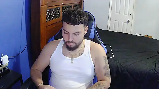 Snapshot of MasterKvn chatting on February 2025 06:40:02 AM MasterKvn online show from February 2025 06:40:02 AM