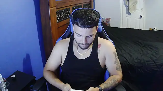 Snapshot of MasterKvn chatting on October 2025 08:16:02 AM MasterKvn online show from October 2025 08:16:02 AM