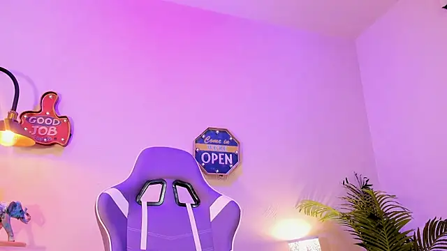 lupeebony online show from January 2025 01:31:02 AM