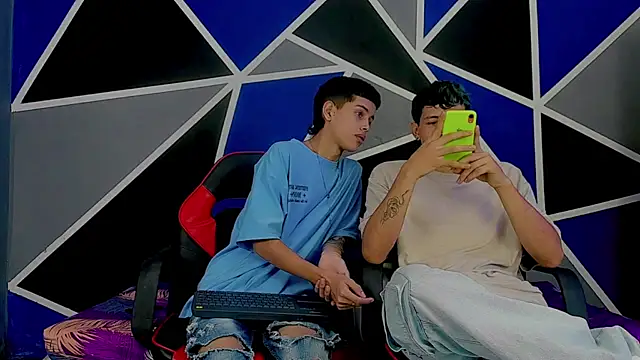 migueyalejo teens online show from March 2025 02:37:02 AM