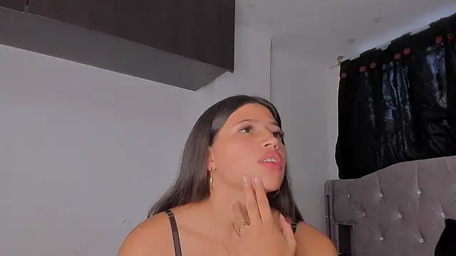 Snapshot of game_with_lesbians_ chatting on January 2025 10:51:02 PM game with lesbians online show from January 2025 10:51:02 PM