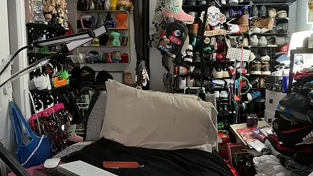 joeytatts66 online show from July 2026 01:30:01 AM