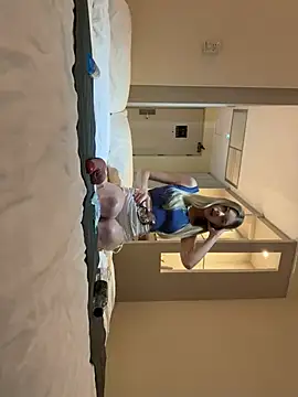 Alice1 secret online show from February 2025 05:03:02 PM