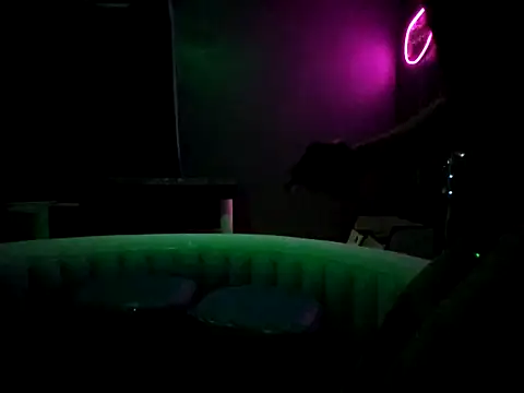 Spunwhiteboy1992 online show from December 2025 10:19:01 AM