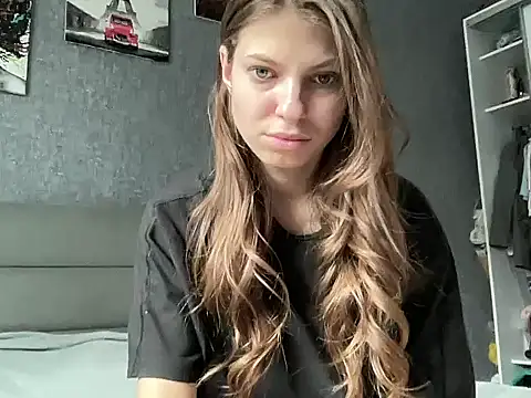 Snapshot of felicity_gold chatting on April 2026 07:33:01 AM felicity gold online show from April 2026 07:33:01 AM