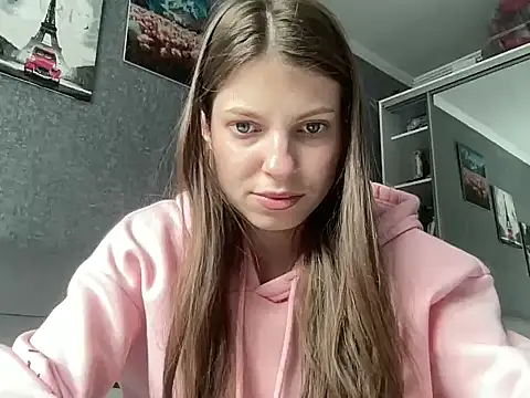Snapshot of felicity_gold chatting on April 2026 10:32:01 AM felicity gold online show from April 2026 10:32:01 AM