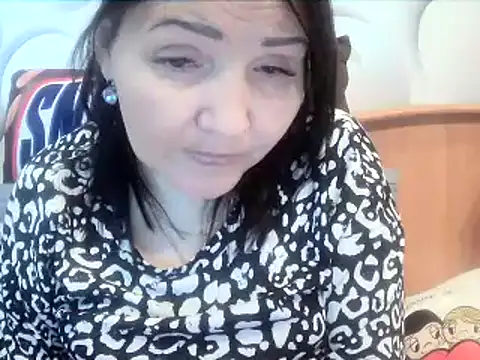 Snapshot of ClaireSunset chatting on April 2026 05:26:02 PM ClaireSunset online show from April 2026 05:26:02 PM