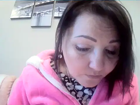 Snapshot of ClaireSunset chatting on May 2026 05:23:02 PM ClaireSunset online show from May 2026 05:23:02 PM