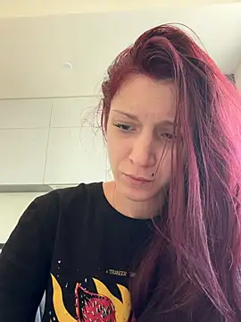 Snapshot of Kathleen_Meow chatting on May 2026 06:52:02 AM Kathleen Meow online show from May 2026 06:52:02 AM