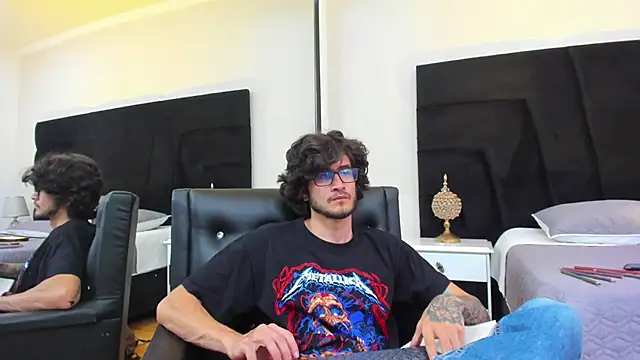 Loggan donnelly online show from January 2025 08:05:02 PM