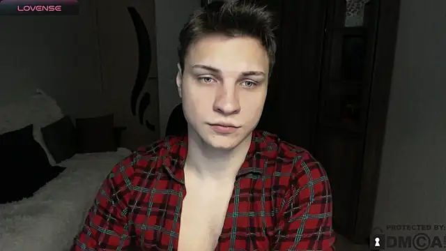 handsome guy01 online show from November 2025 09:36:02 PM