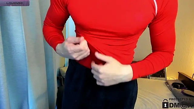 handsome guy01 online show from February 2026 11:13:01 AM