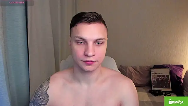 Snapshot of handsome_guy01 chatting on April 2026 08:33:01 PM handsome guy01 online show from April 2026 08:33:01 PM