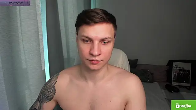 Snapshot of handsome_guy01 chatting on May 2026 02:57:02 PM handsome guy01 online show from May 2026 02:57:02 PM
