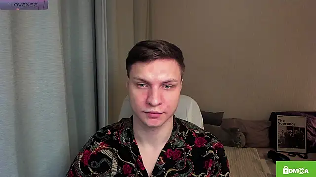 Snapshot of handsome_guy01 chatting on May 2026 09:23:01 PM handsome guy01 online show from May 2026 09:23:01 PM
