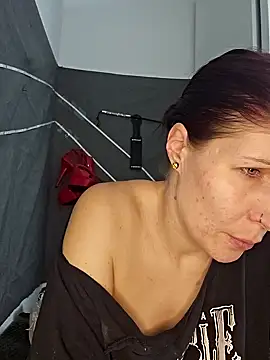 Lenchen  online show from January 2025 08:42:01 PM