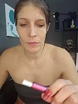 Lenchen  online show from January 2025 08:25:01 PM