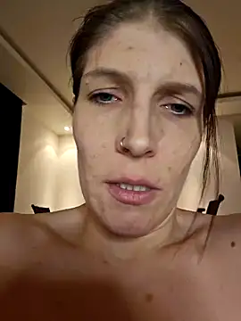 Lenchen  online show from February 2025 08:53:02 PM