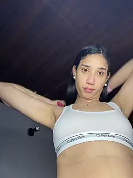 Praga Pink online show from October 2025 11:08:02 AM