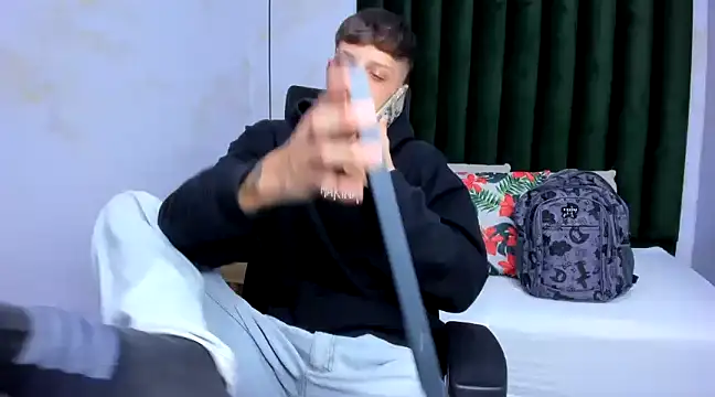 Snapshot of Adam_hard_ chatting on January 2025 07:53:02 PM Adam hard  online show from January 2025 07:53:02 PM