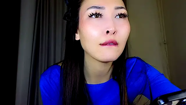 Snapshot of honey_yani chatting on June 2026 09:43:02 PM honey yani online show from June 2026 09:43:02 PM