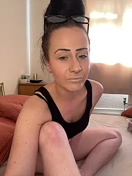 SweetSolez online show from April 2026 01:41:01 PM