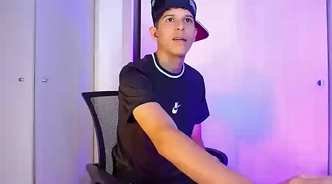 LiamGadiell online show from December 2024 01:50:02 AM