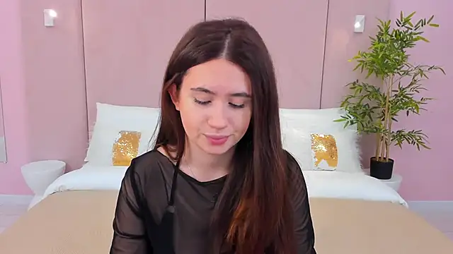 milaleoneli online show from January 2025 12:35:01 PM