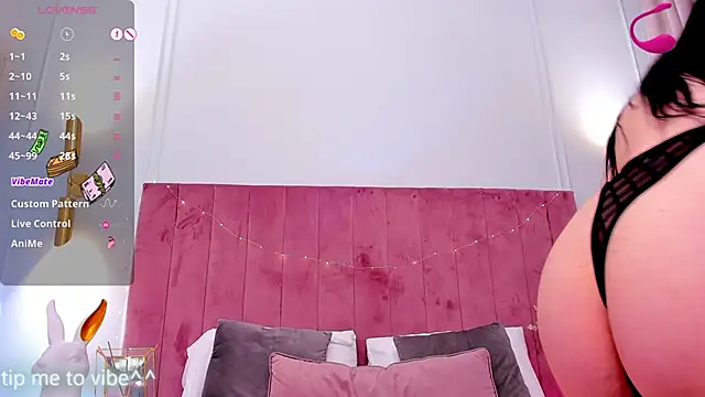 Mayzzie online show from March 2025 02:37:01 AM