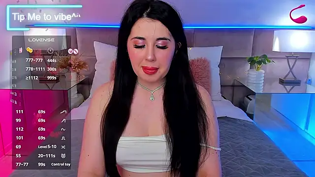 Mayzzie online show from November 2025 08:30:02 PM