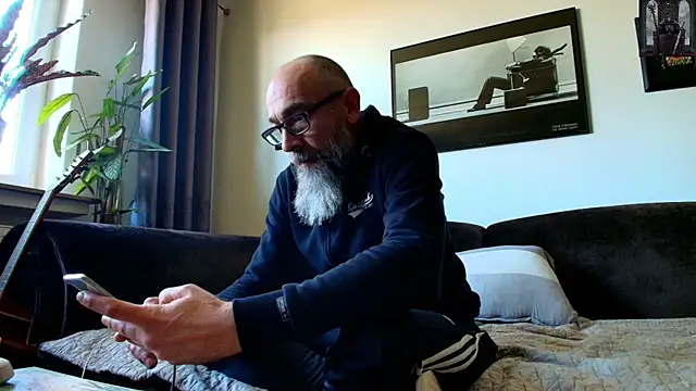 Kingsscepter online show from March 2025 01:51:01 PM