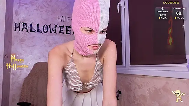 Domiiiniiicana online show from November 2025 05:36:02 PM