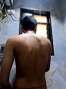 skinnyyyyyyyyy online show from October 2025 03:24:02 AM