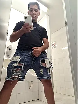 Martinhub-69 online show from November 2025 09:39:01 PM