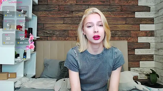 Snapshot of White_Lioness chatting on April 2026 05:21:01 PM White Lioness online show from April 2026 05:21:01 PM