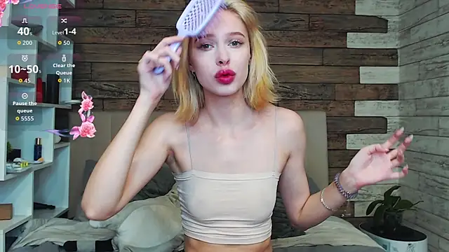 Snapshot of White_Lioness chatting on April 2026 04:25:01 PM White Lioness online show from April 2026 04:25:01 PM